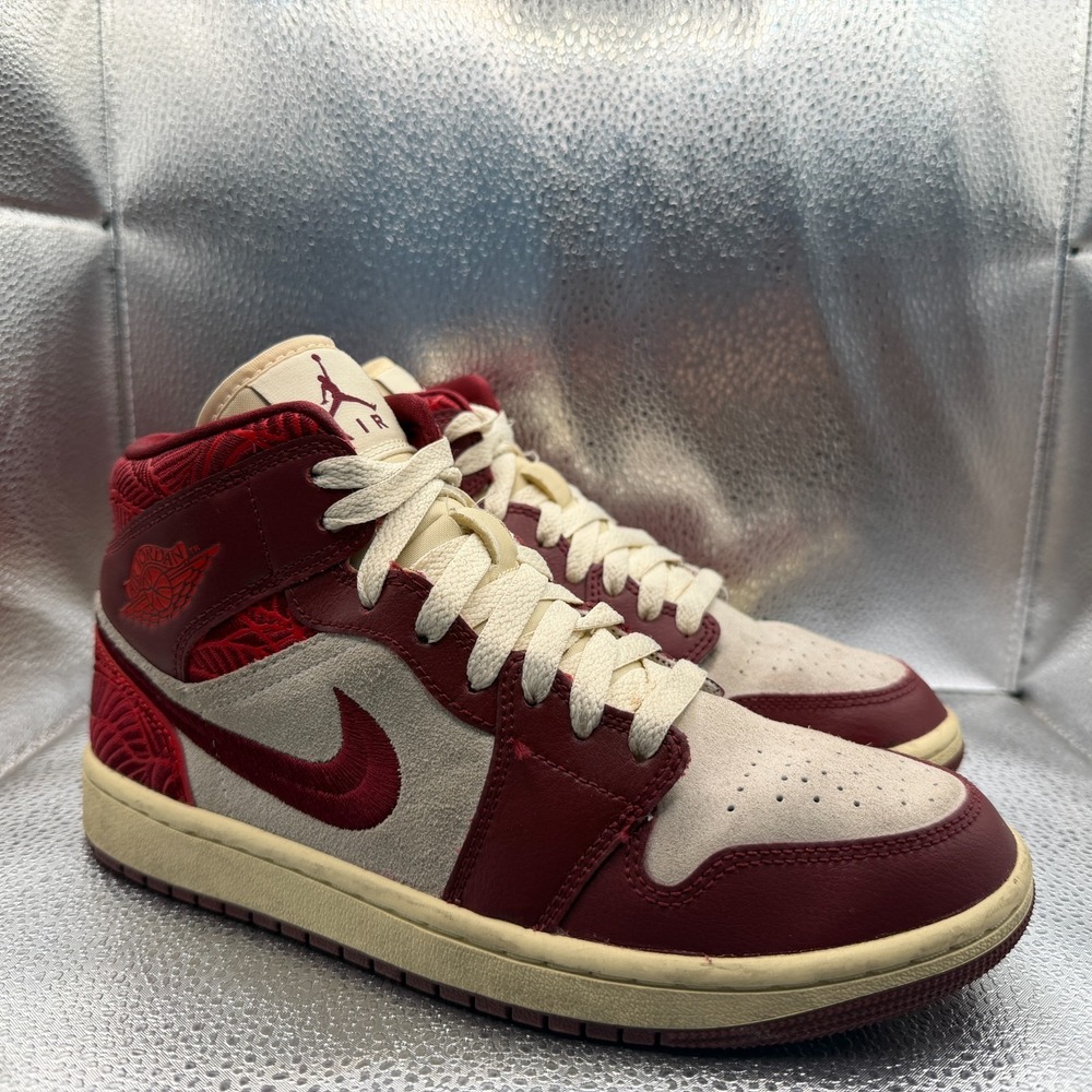 Size 8 Air Jordan 1 SE Mid Lift‎ Up Red White Womens Athletic Shoes DZ2820-601